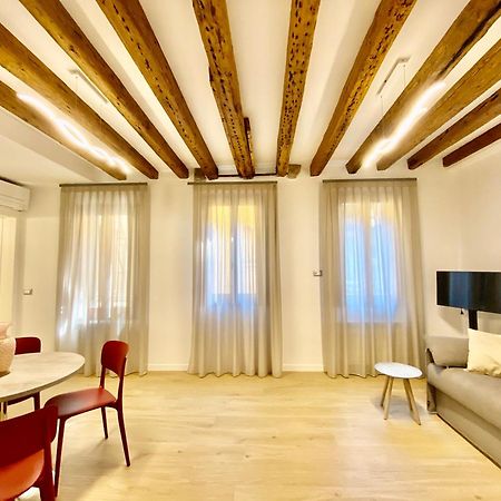 Suite House New Apartments Wi Fi Venice Island Ngoại thất bức ảnh