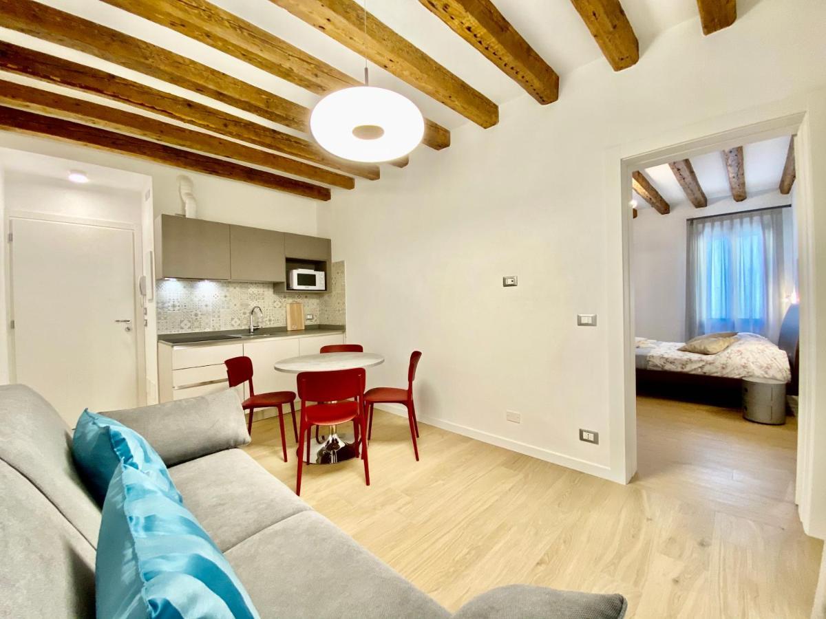 Suite House New Apartments Wi Fi Venice Island Ngoại thất bức ảnh