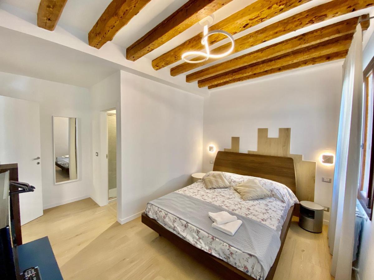 Suite House New Apartments Wi Fi Venice Island Ngoại thất bức ảnh