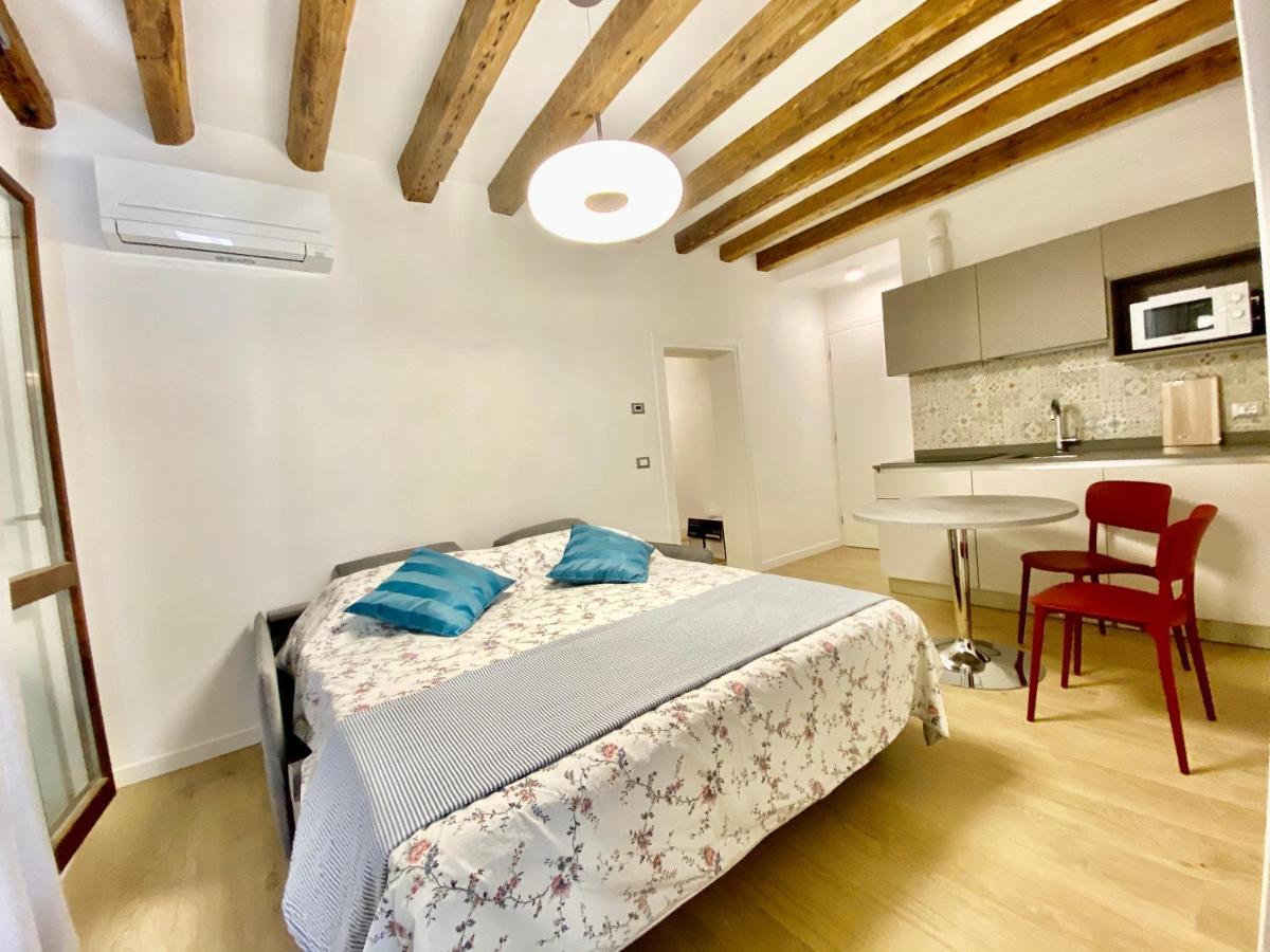 Suite House New Apartments Wi Fi Venice Island Ngoại thất bức ảnh