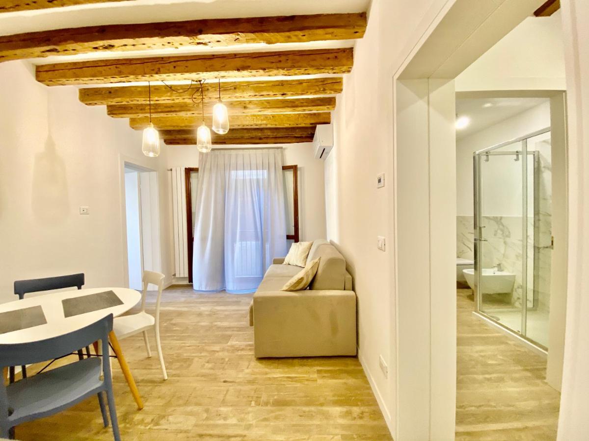 Suite House New Apartments Wi Fi Venice Island Ngoại thất bức ảnh